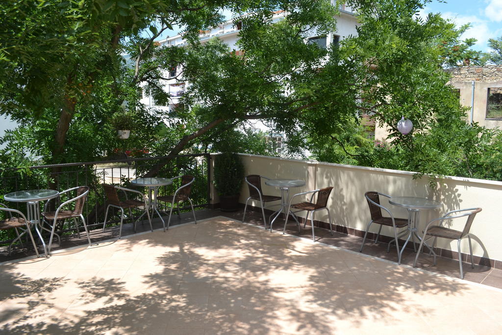 מוסטר Guesthouse Liska מראה חיצוני תמונה