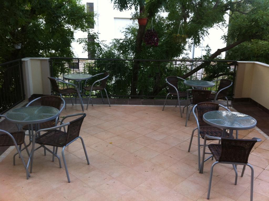 מוסטר Guesthouse Liska מראה חיצוני תמונה