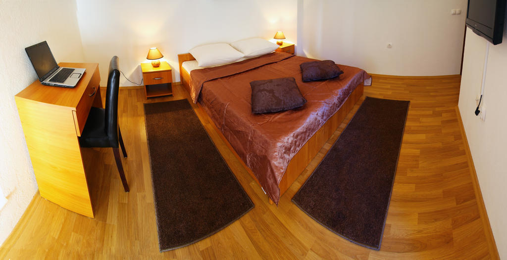 מוסטר Guesthouse Liska חדר תמונה